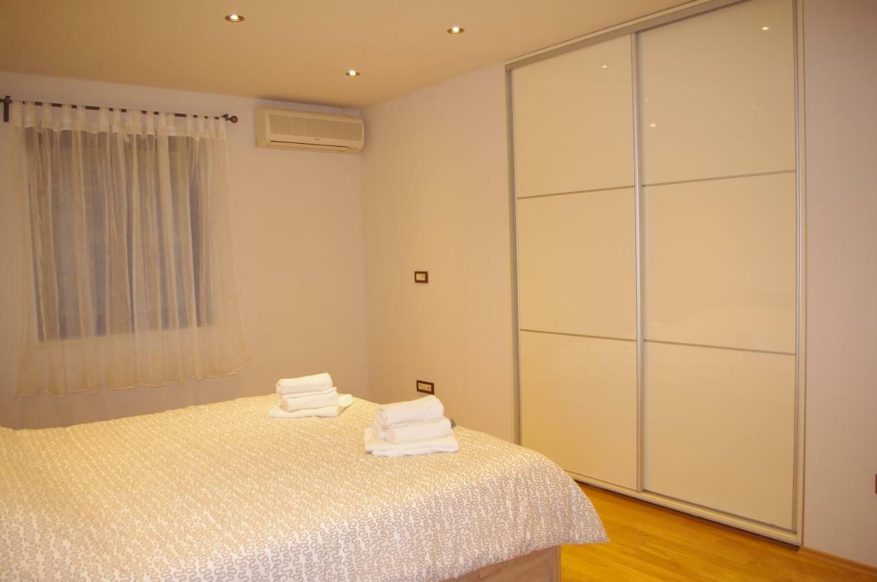 Apartment Verano Njivice Exteriér fotografie